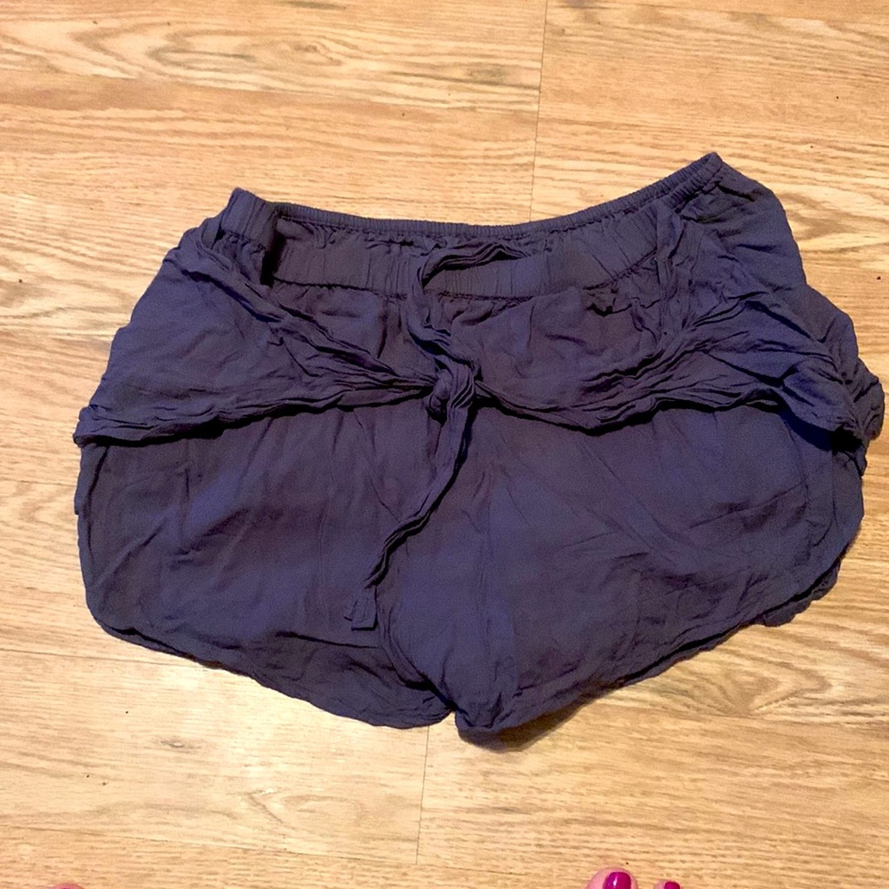 Large womens lightly worn shorts
